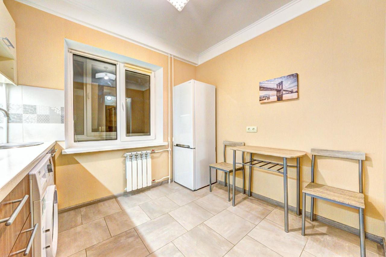 Apartments Near Ocean Plaza Druzhby Narodov Boulevard 8A Kiev Luaran gambar
